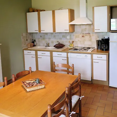 Ferienhaus Mit Pool 300s