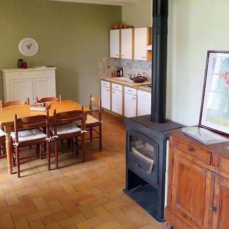 Ferienhaus Mit Pool 300s *